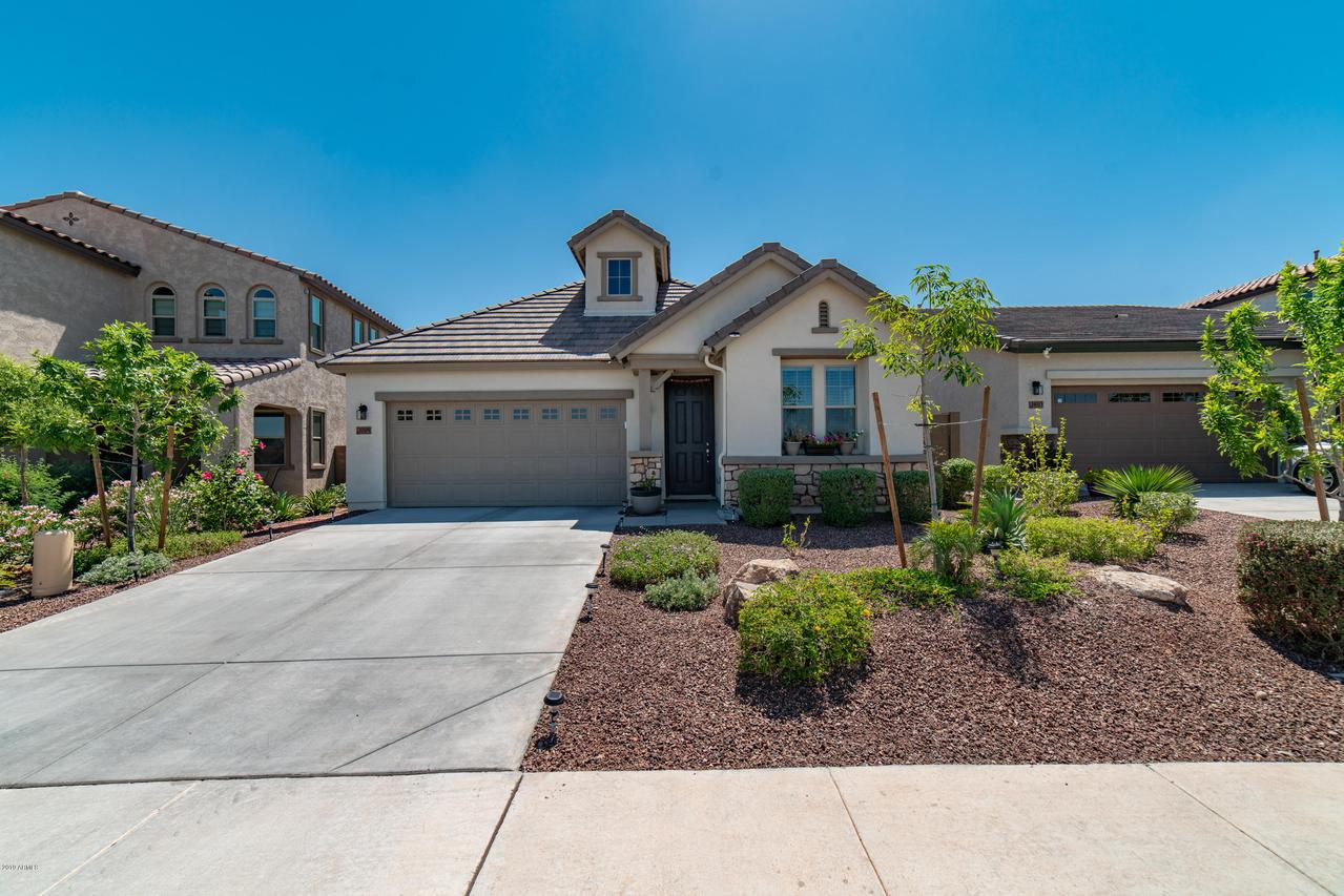 10109 W Angels Ln., Peoria, AZ 85383