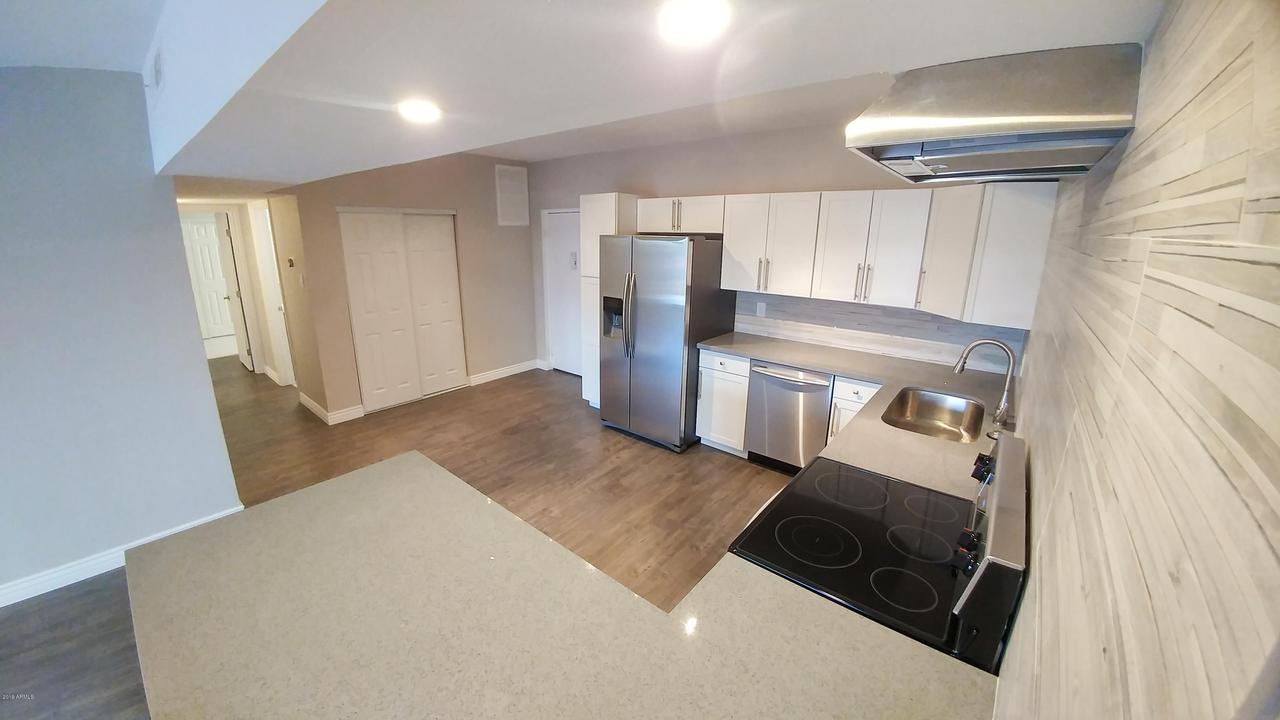 357 E Thomas Rd. #A105, Phoenix, AZ 85012