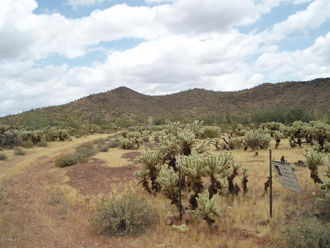 30488 W Cloud Rd. #124, Unincorporated County, AZ 85361