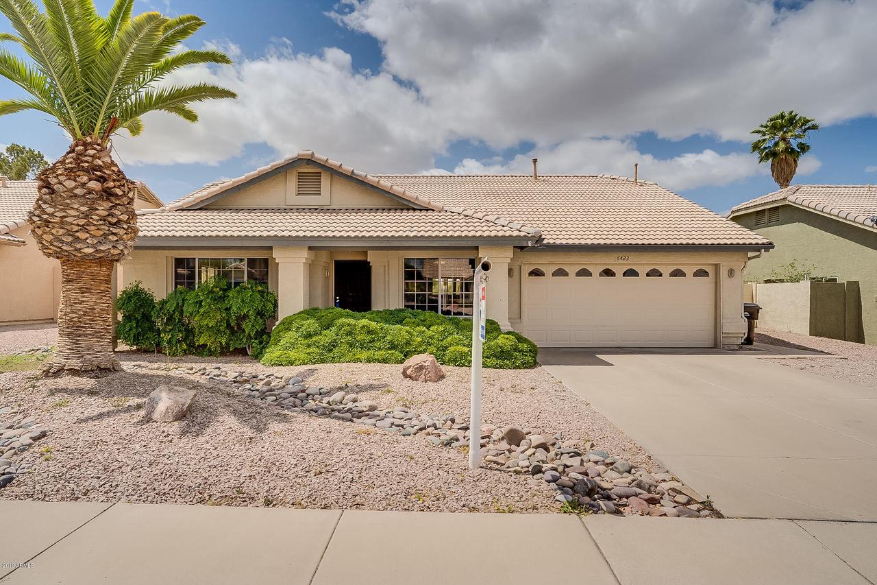6423 E Melrose St., Mesa, AZ 85215