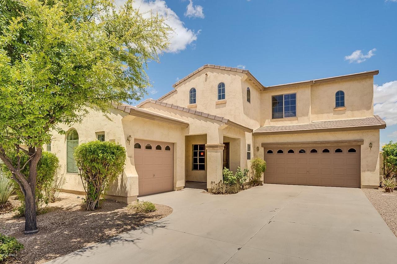 1426 E Douglas St., Casa Grande, AZ 85122