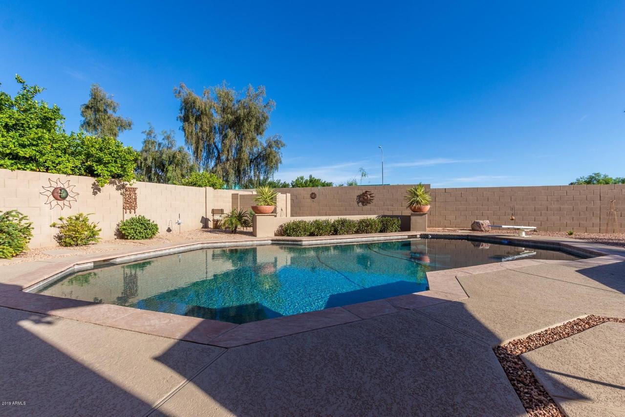 7167 W Dreyfus Dr., Peoria, AZ 85381