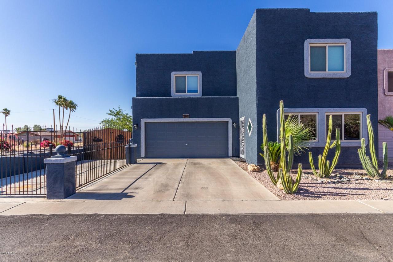 702 E Monte Way, Phoenix, AZ 85042