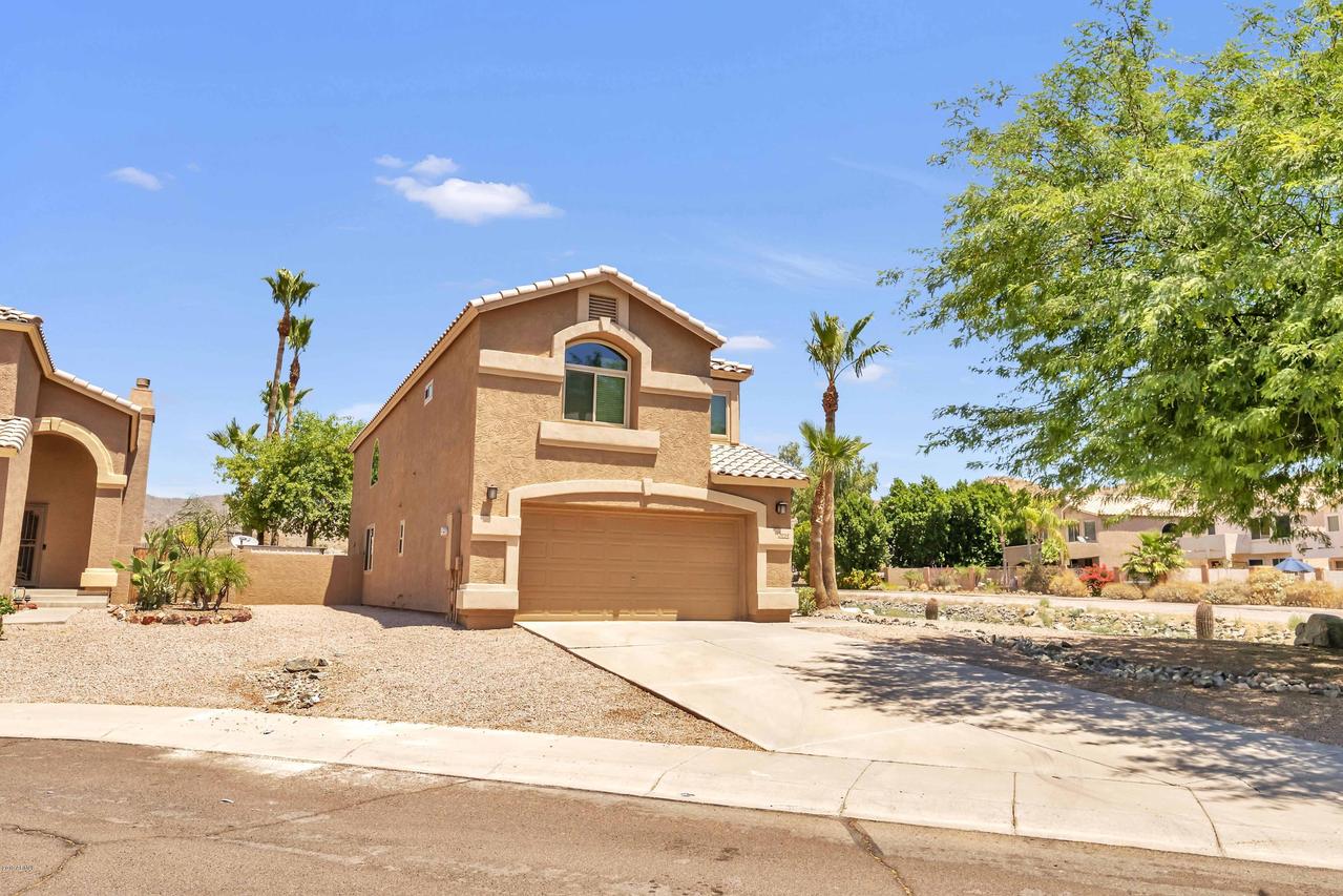 2054 E Saltsage Dr., Phoenix, AZ 85048