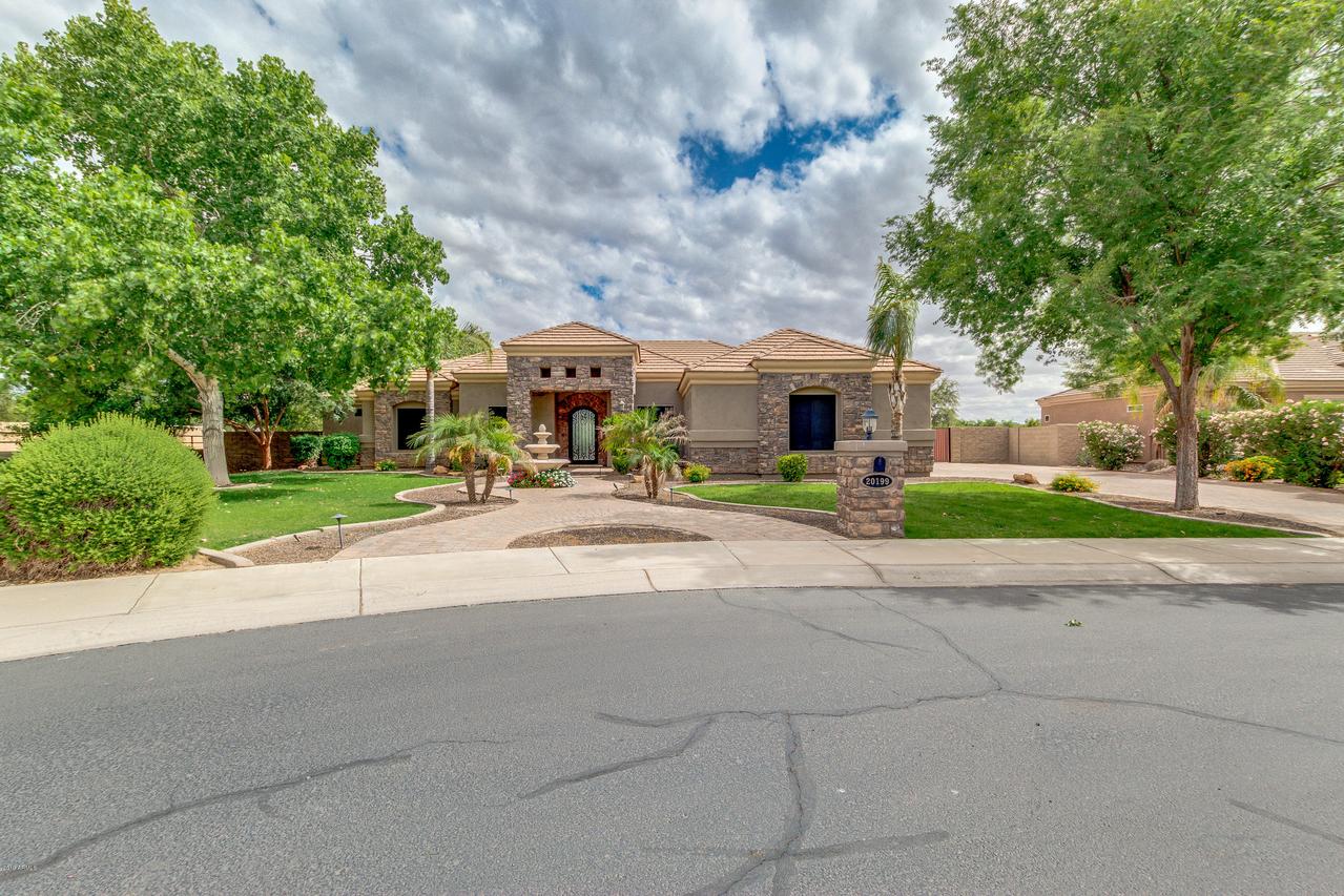 20199 E Calle De Flores, Queen Creek, AZ 85142