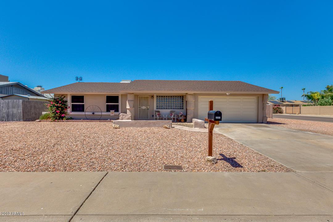 1702 W Bluefield Ave., Phoenix, AZ 85023