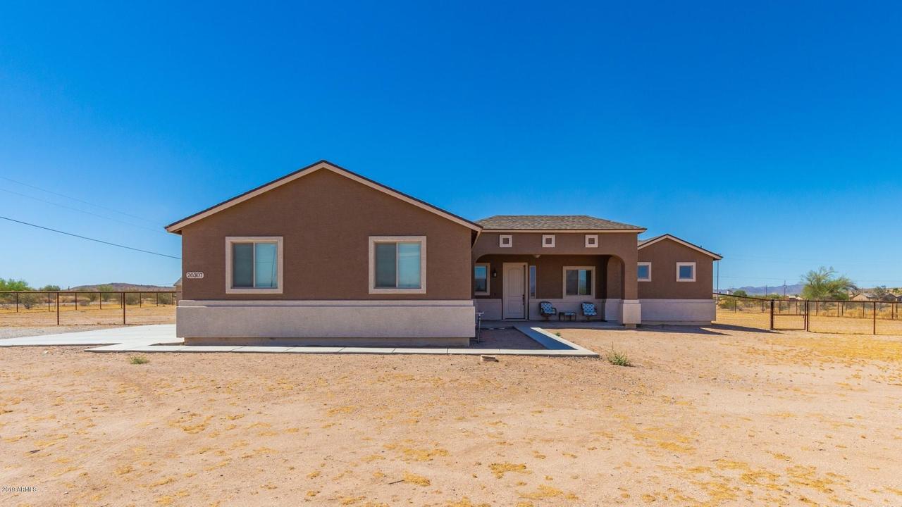 20307 W Rock Wren Rd., Buckeye, AZ 85326