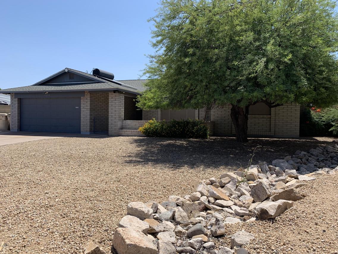 5633 W Redfield Rd., Glendale, AZ 85306