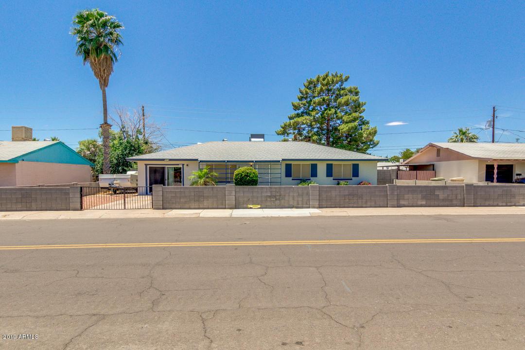 5616 N 61st Ave., Glendale, AZ 85301