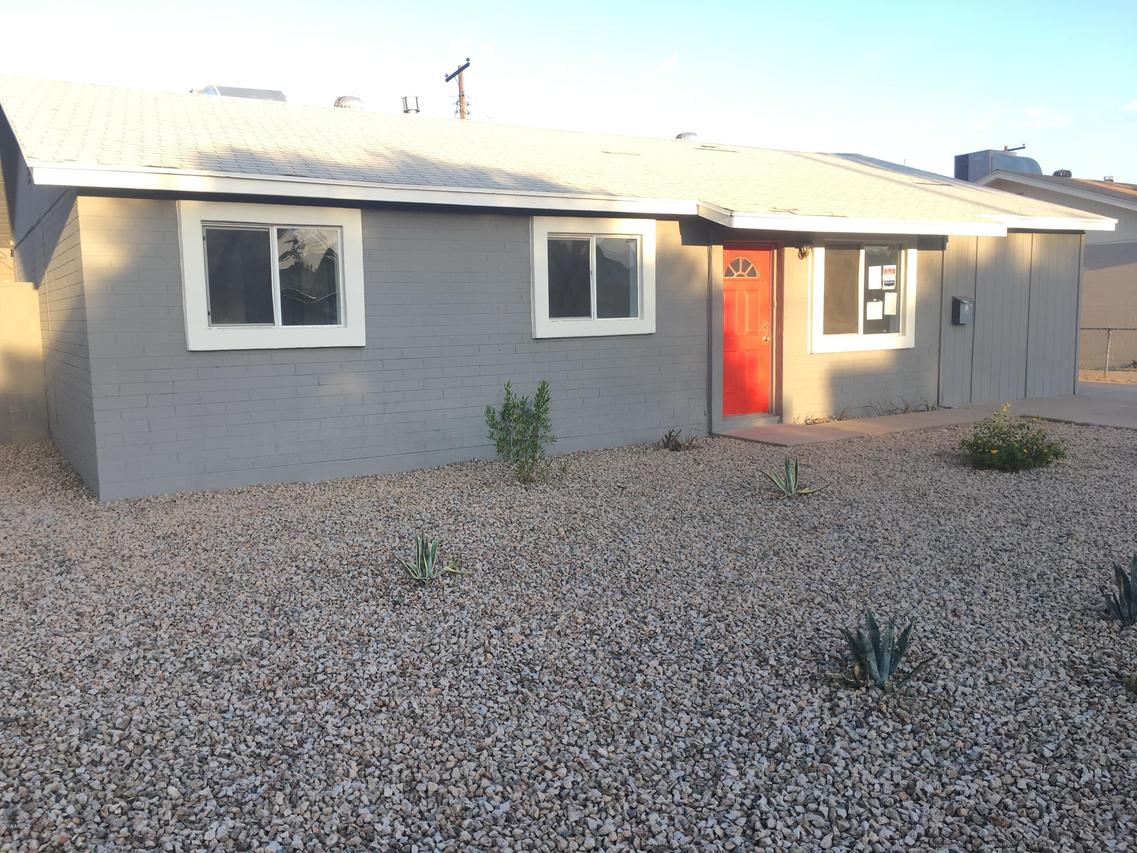 5544 N 61st Ln., Glendale, AZ 85301