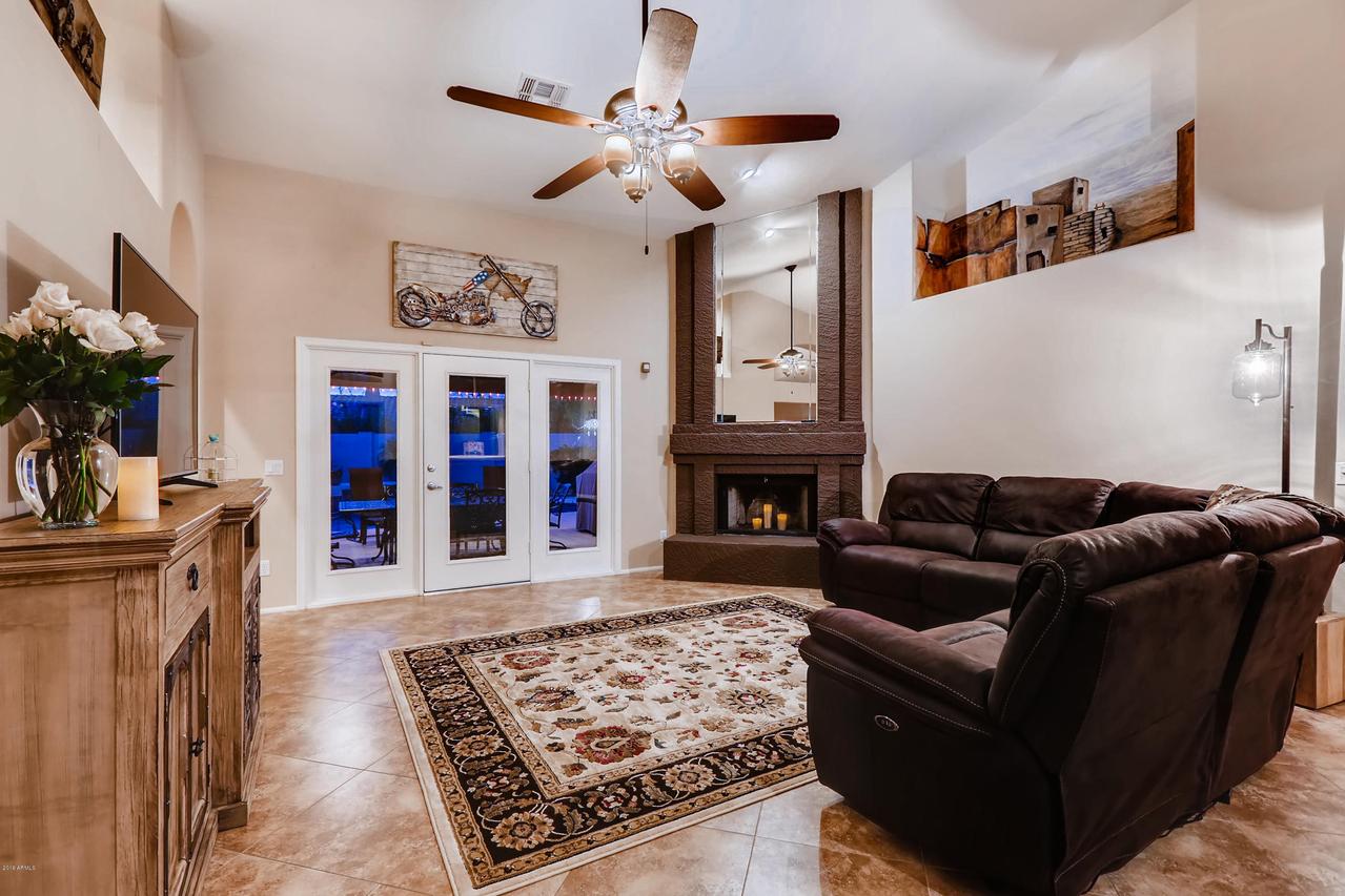 6750 E Villeroy Cir., Mesa, AZ 85215