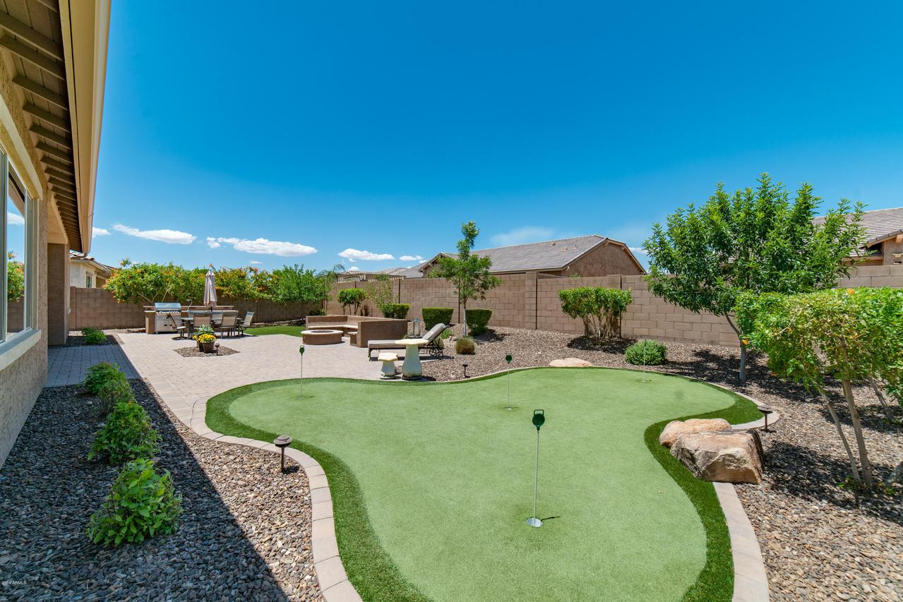 9326 W Louise Dr., Peoria, AZ 85383