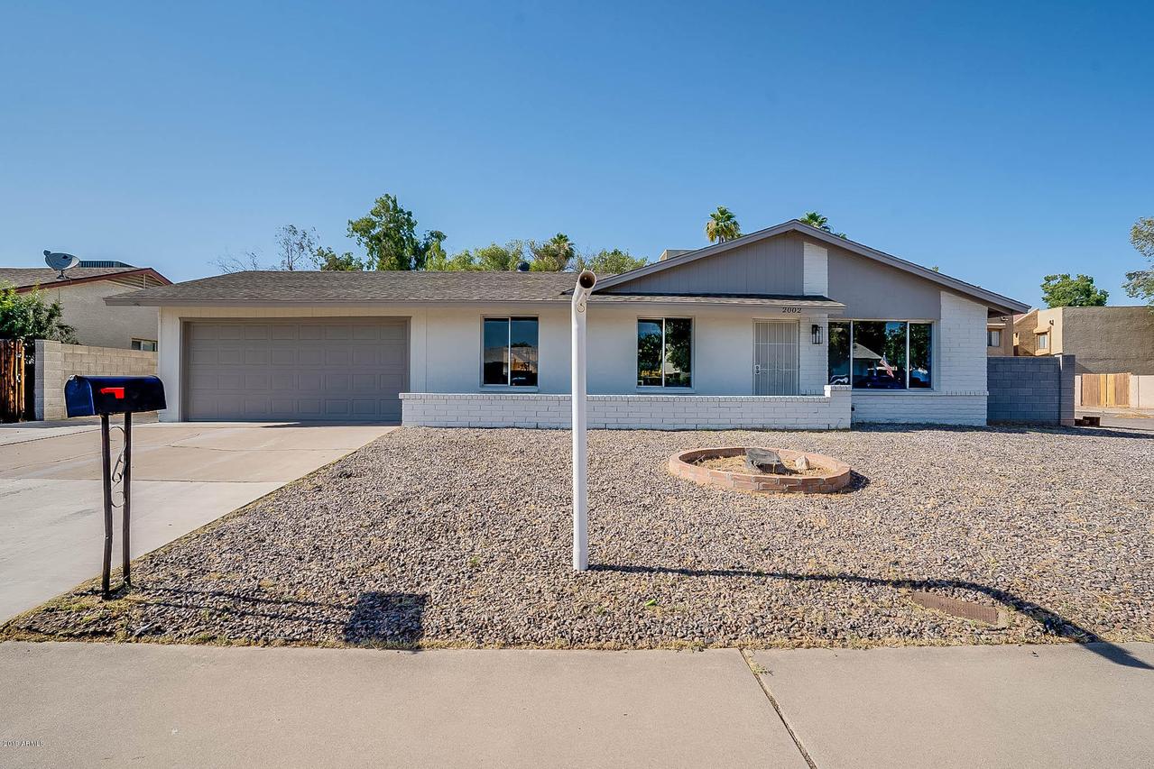 2002 W Bluefield Ave., Phoenix, AZ 85023