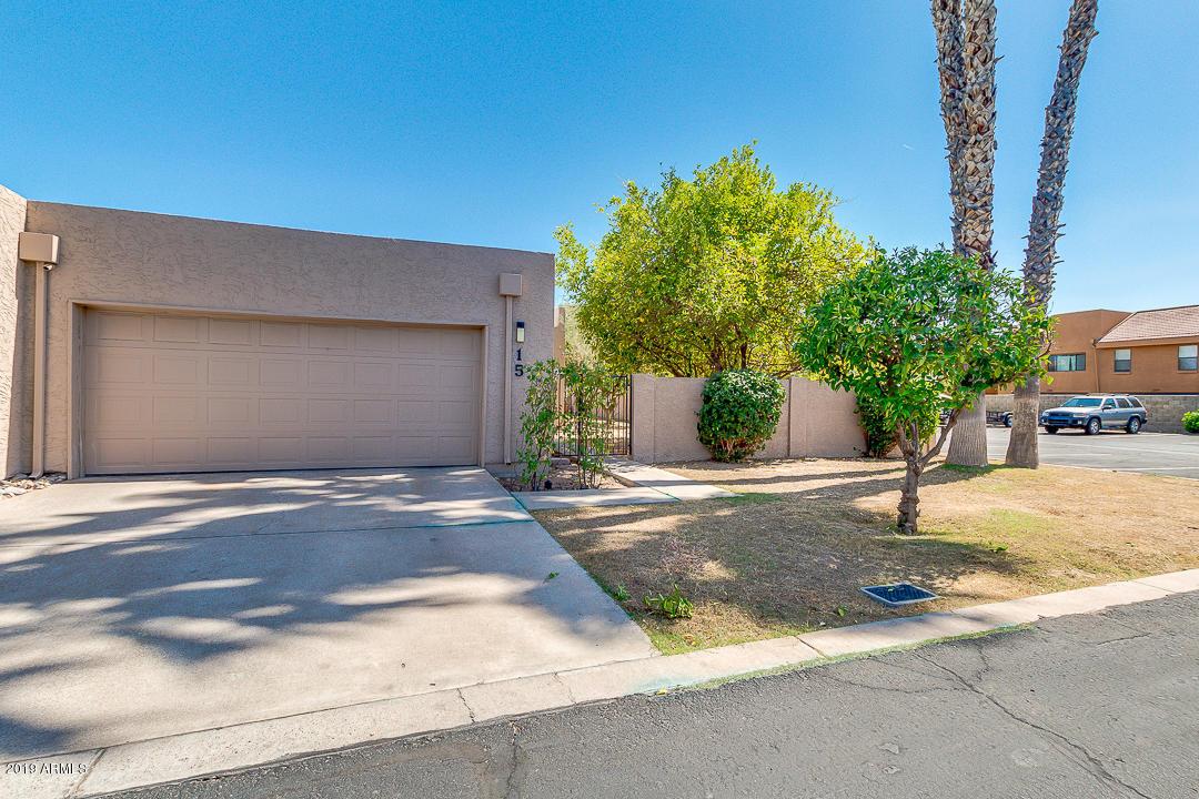 15 E Fiesta Dr., Tempe, AZ 85282