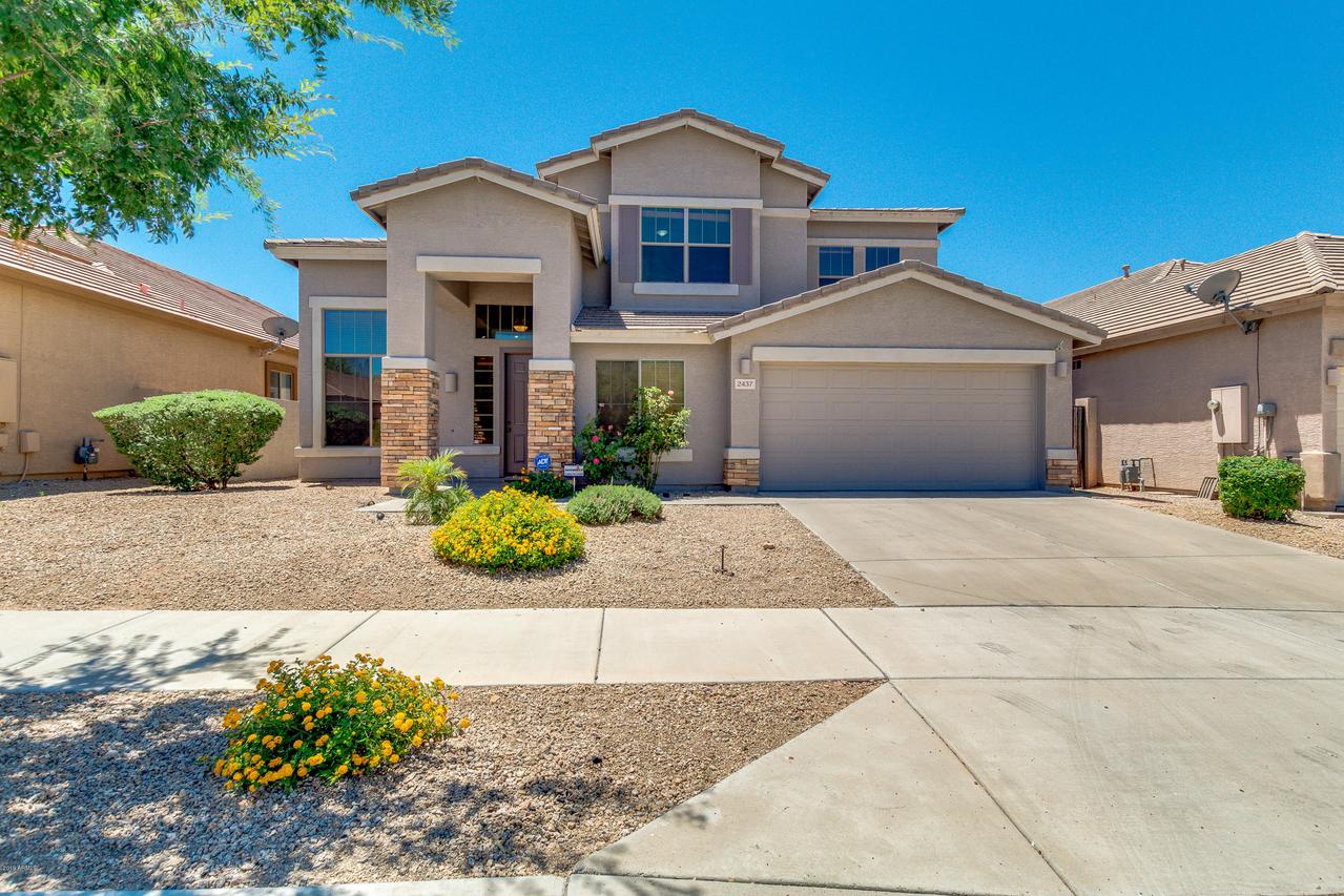 2437 W Red Range Way, Phoenix, AZ 85085