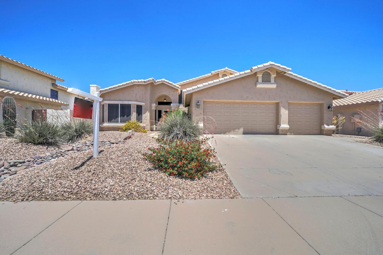 2718 E South Fork Dr., Phoenix, AZ 85048