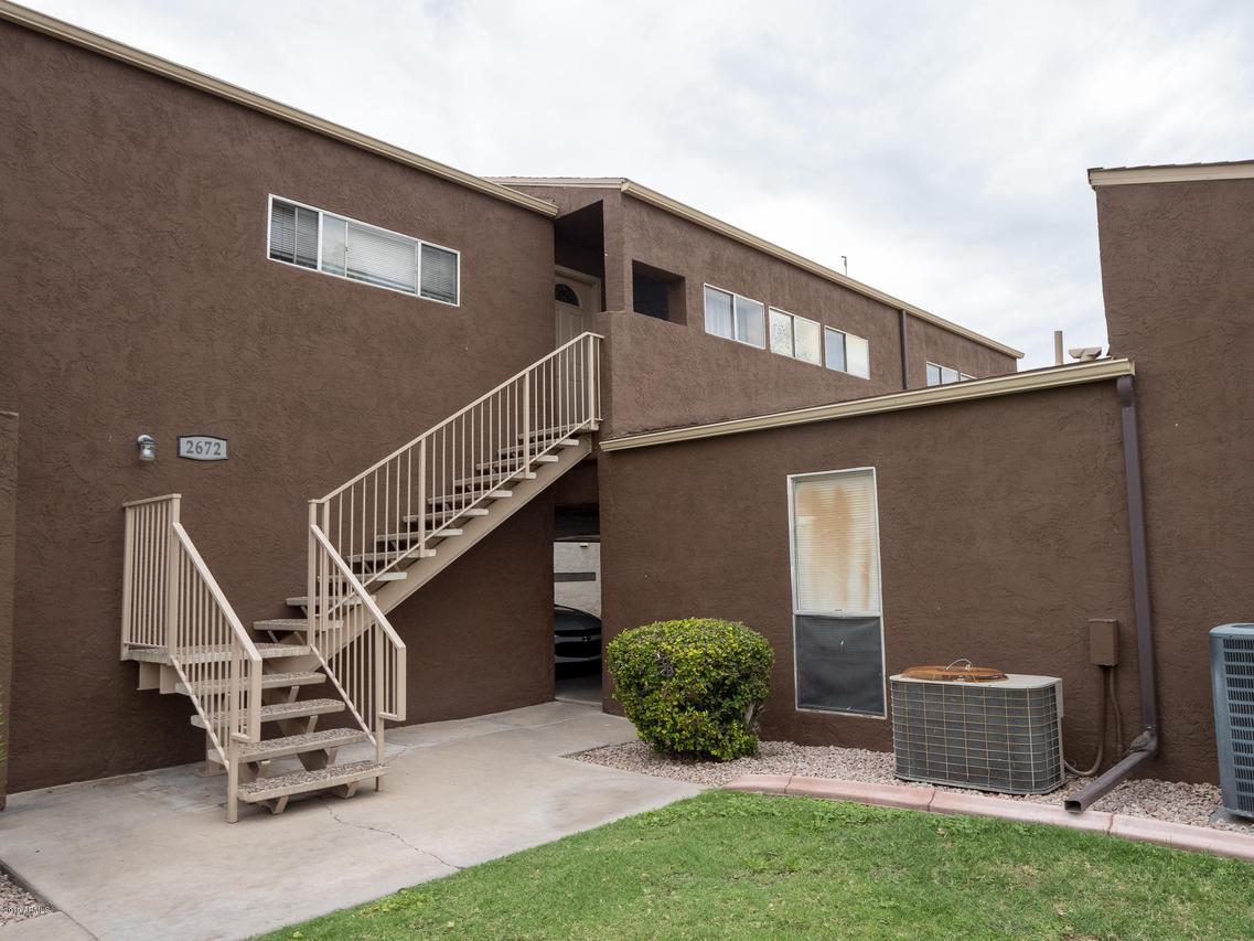 2672 E Oakleaf Dr., Tempe, AZ 85288