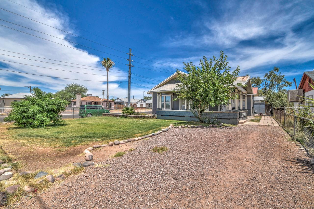 1802 E Portland St., Phoenix, AZ 85006