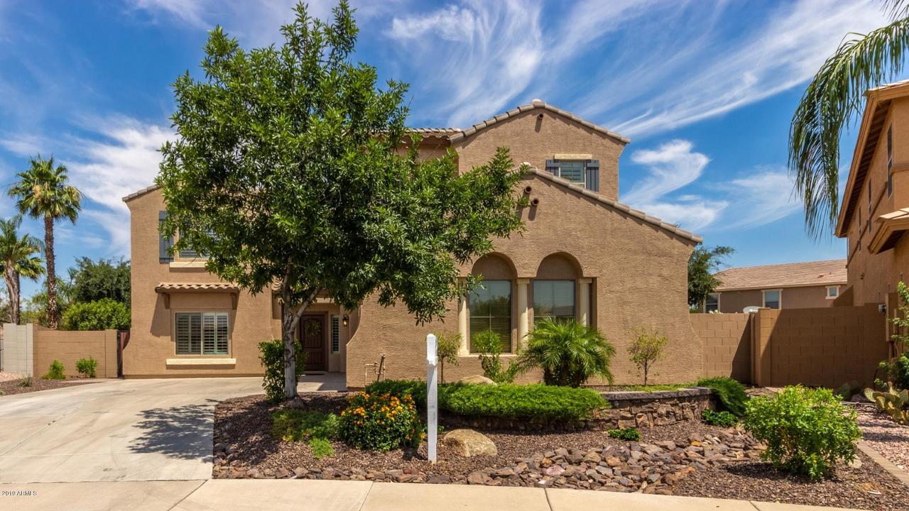 17784 W Gelding Dr., Surprise, AZ 85388