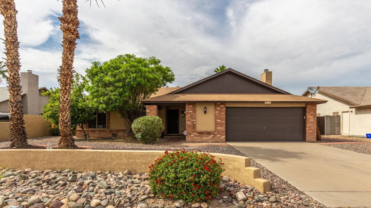 7926 W Windrose Dr., Peoria, AZ 85381