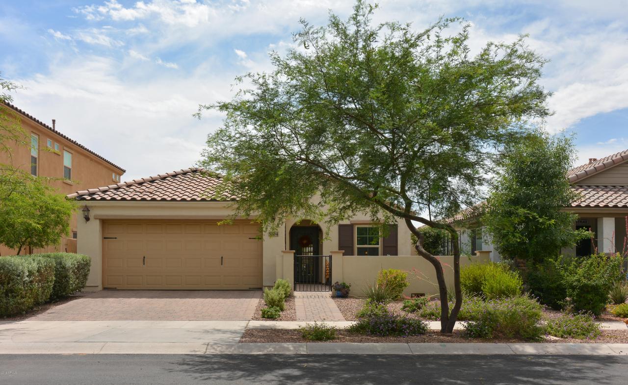 5104 S Planck Ln., Mesa, AZ 85212