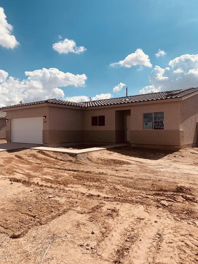 5651 E Santa Clara Dr., San Tan Valley, AZ 85140