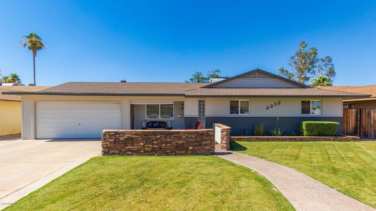 2232 E Blanche Dr., Phoenix, AZ 85022