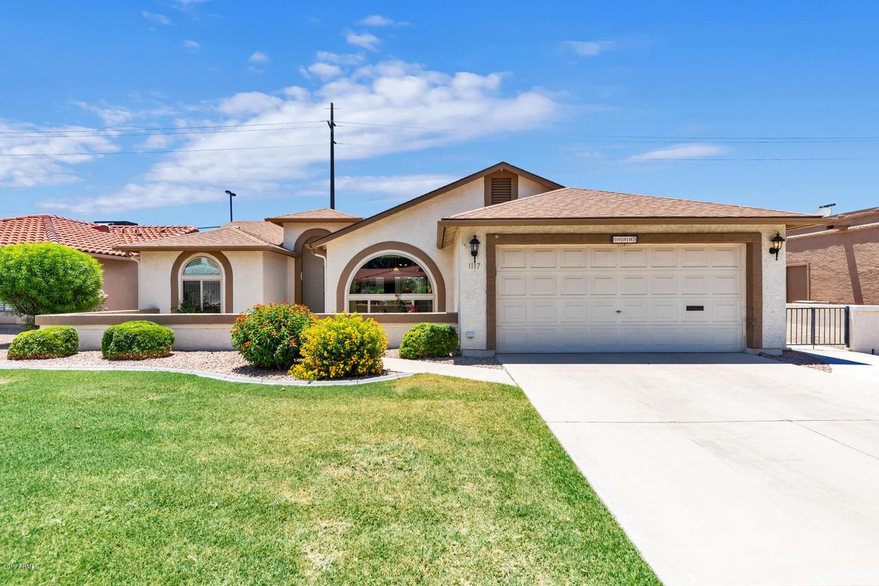 1117 Leisure World, Mesa, AZ 85206
