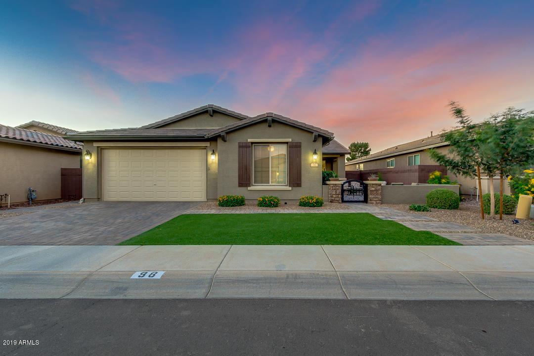 98 W Hackberry Ave., Queen Creek, AZ 85140