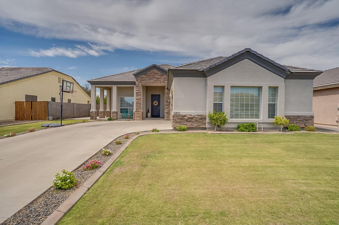 2812 E Elgin St., Chandler, AZ 85225