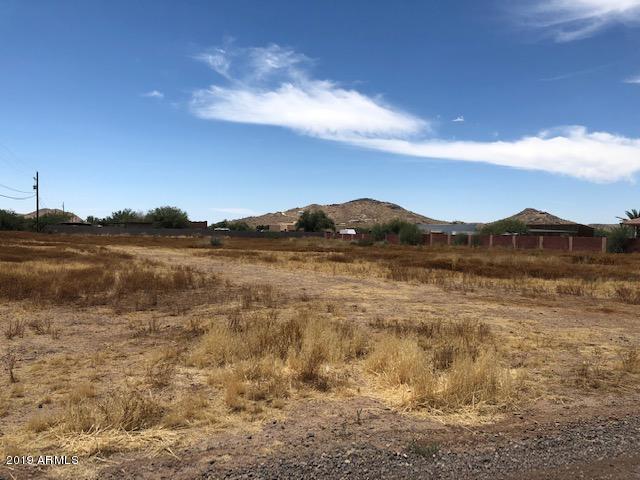 25XX W Saber Rd. #-, Phoenix, AZ 85086