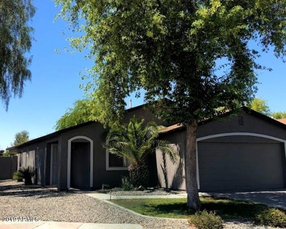 1145 E Silktassel Tr., San Tan Valley, AZ 85143