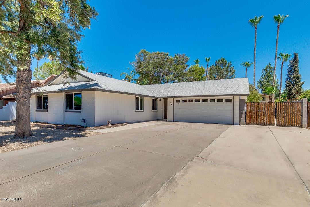 2659 S El Paradiso St., Mesa, AZ 85202