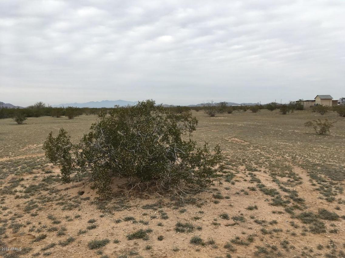 19000 W Camina Buena Vista Rd. #4, Rainbow Valley, AZ 85326