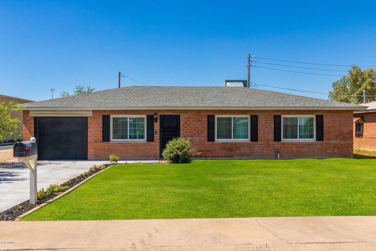 2018 E Monte Vista Rd., Phoenix, AZ 85006