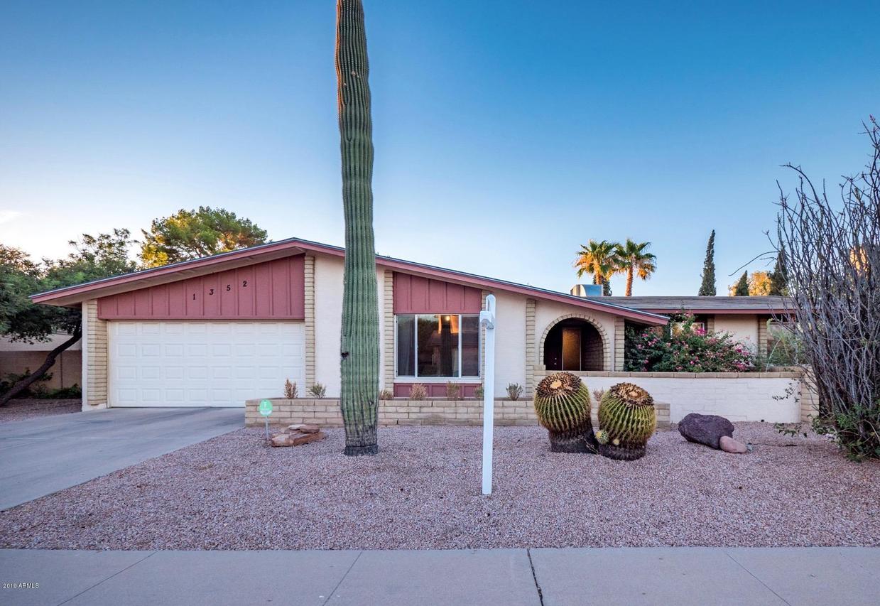 1352 W Mendoza Ave., Mesa, AZ 85202