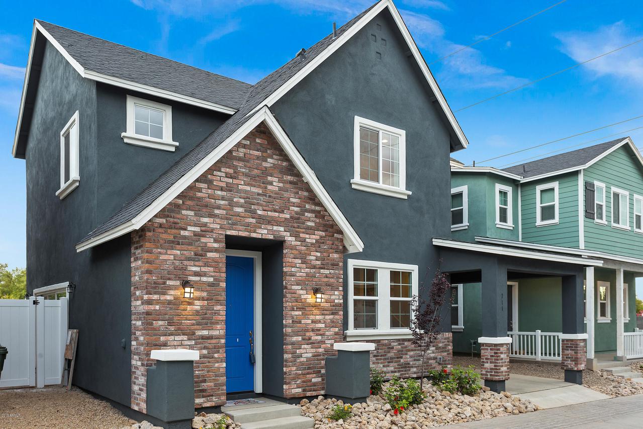 13830 N 7th Way, Phoenix, AZ 85022