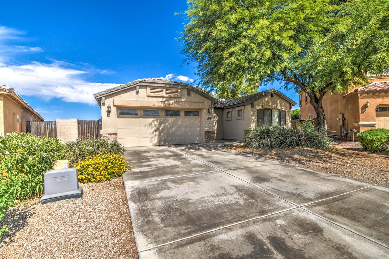 29200 N Gold Ln., San Tan Valley, AZ 85143