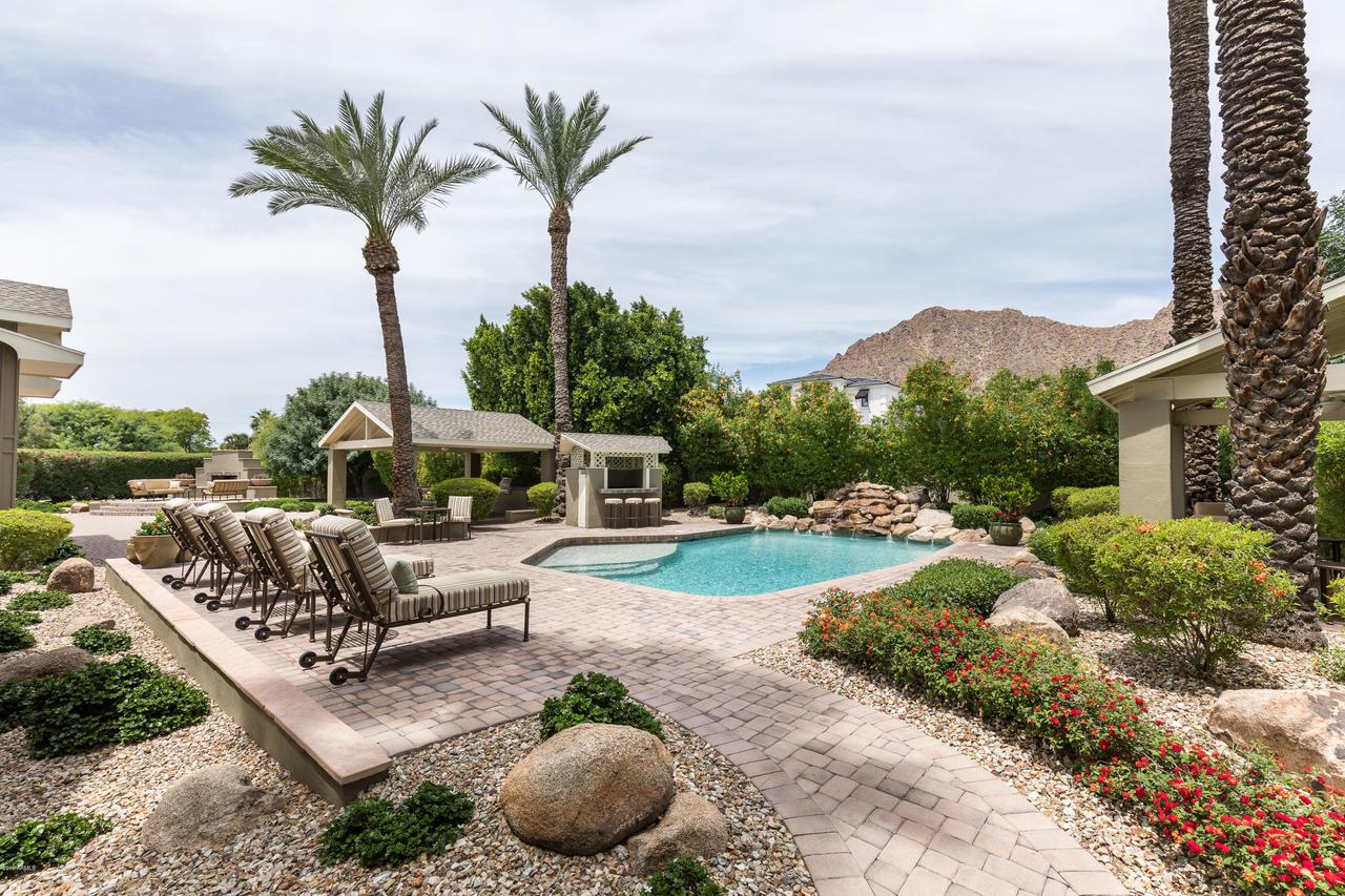 4413 N Camino Allenada Rd., Phoenix, AZ 85018