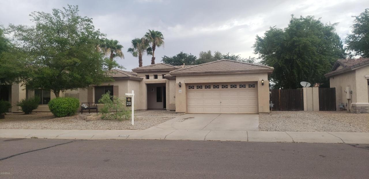 21264 E Roundup Way, Queen Creek, AZ 85142