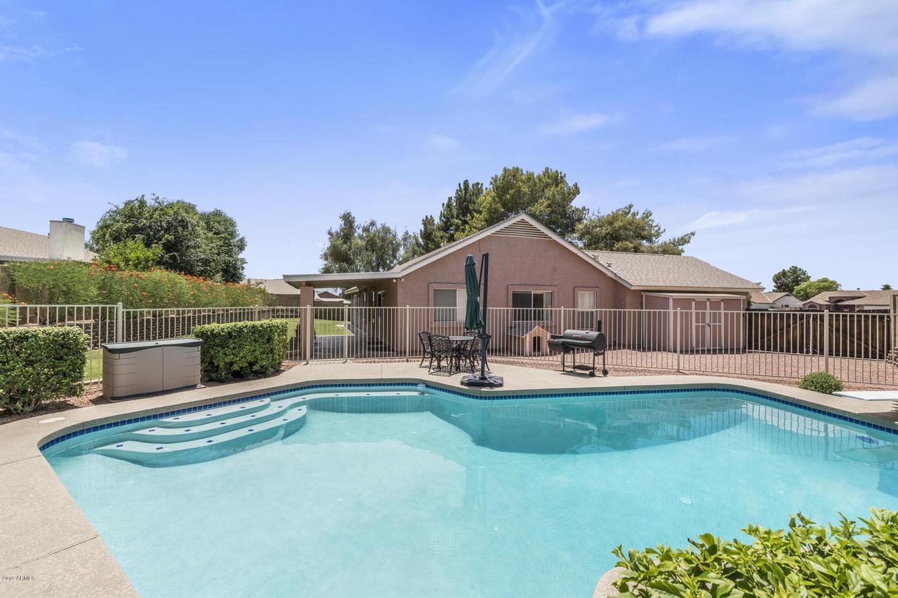 7555 W San Miguel Ave., Glendale, AZ 85303