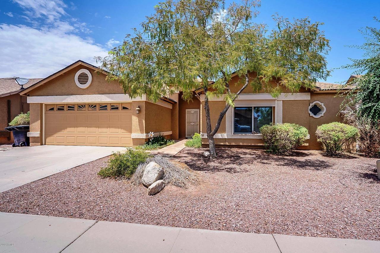 10732 W Echo Ln., Peoria, AZ 85345