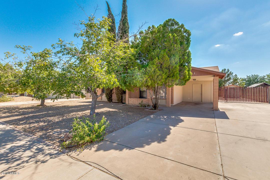 16446 N 62nd Ave., Glendale, AZ 85306