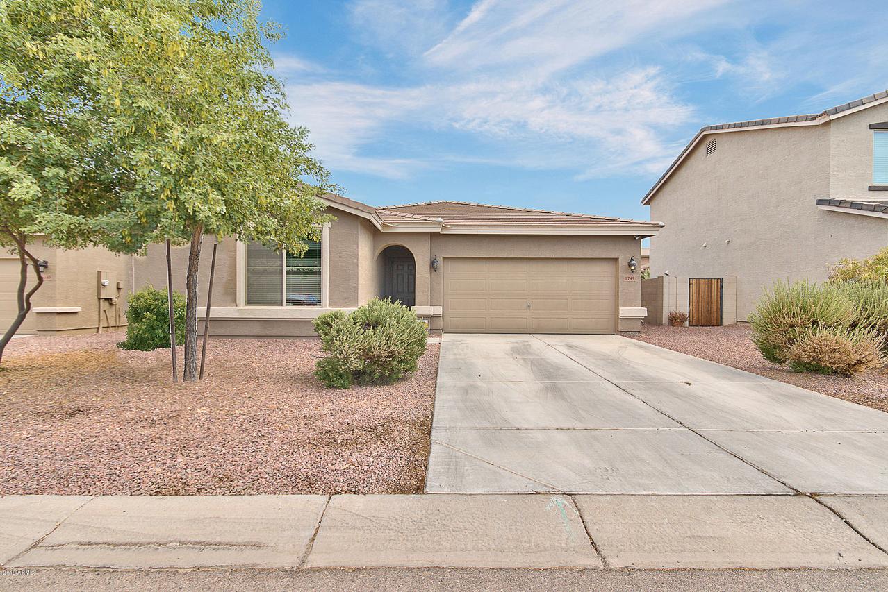1749 W Gold Mine Way, Queen Creek, AZ 85144