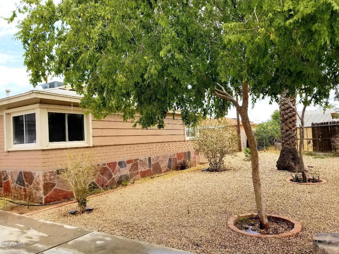 5422 W Hazelwood St., Phoenix, AZ 85031