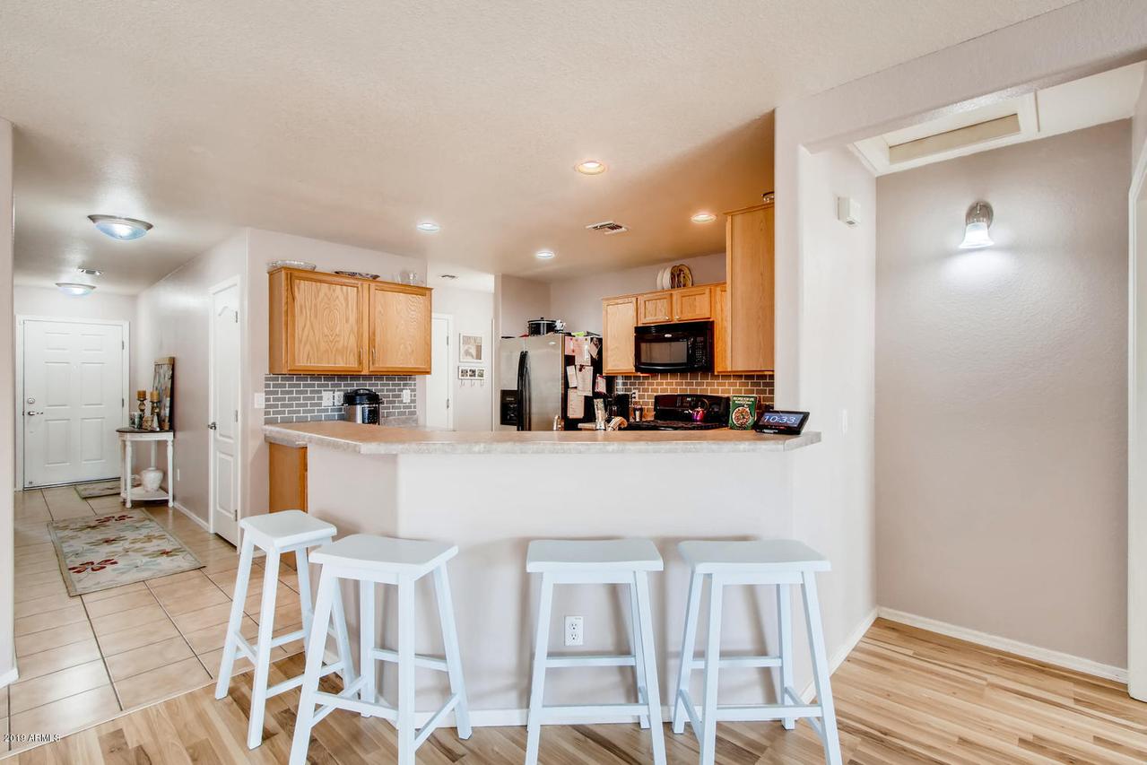 37963 N Carolina Ave., San Tan Valley, AZ 85140