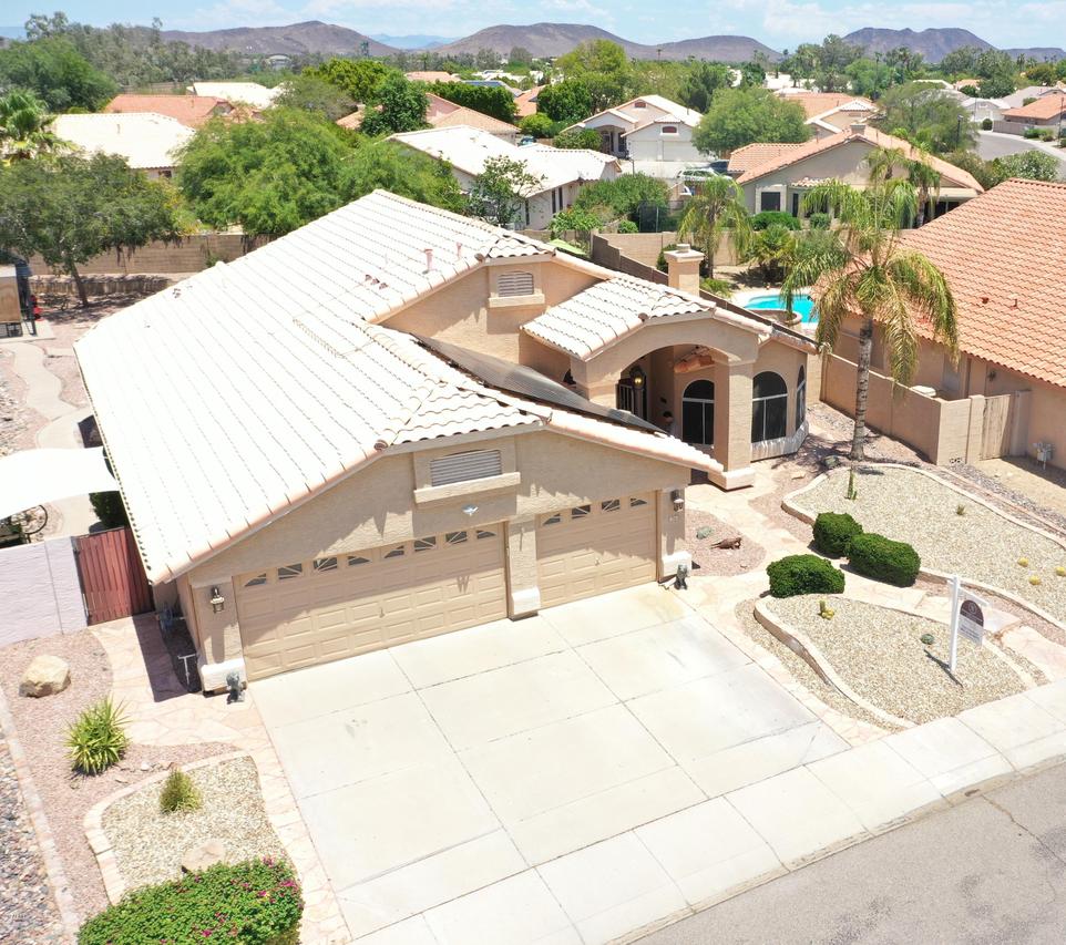 7916 W Adobe Dr., Glendale, AZ 85308
