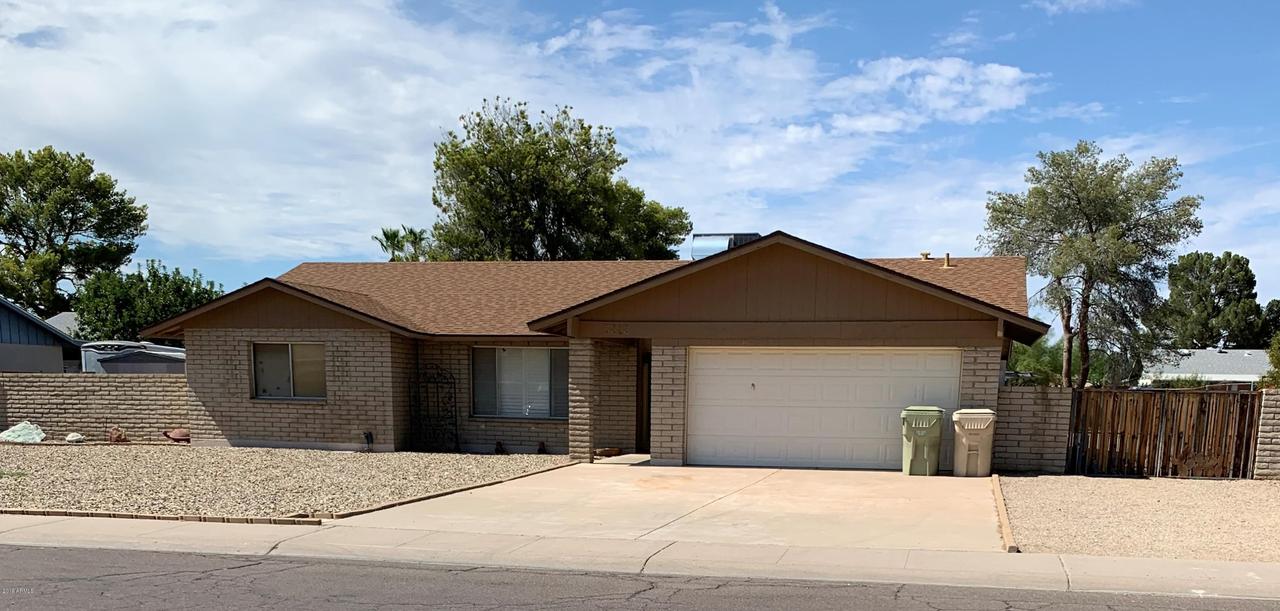 5818 W Tierra Buena Ln., Glendale, AZ 85306