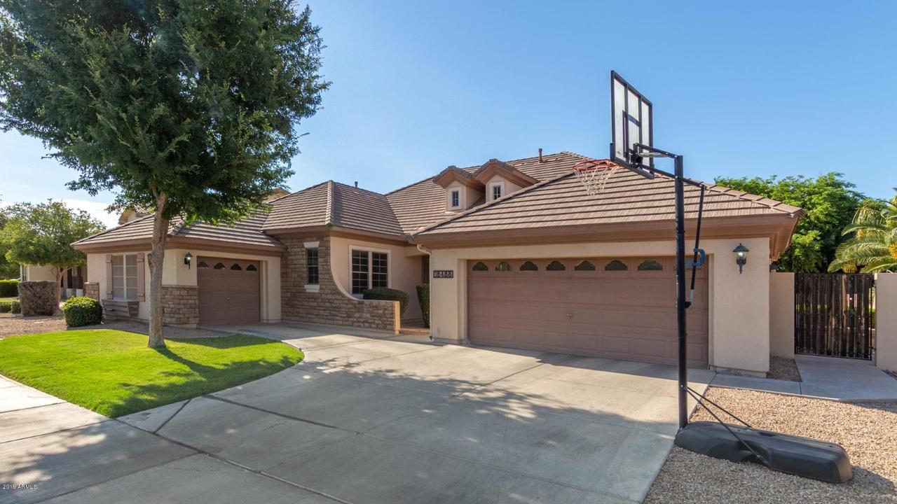 18488 E Pine Barrens Ave., Queen Creek, AZ 85242