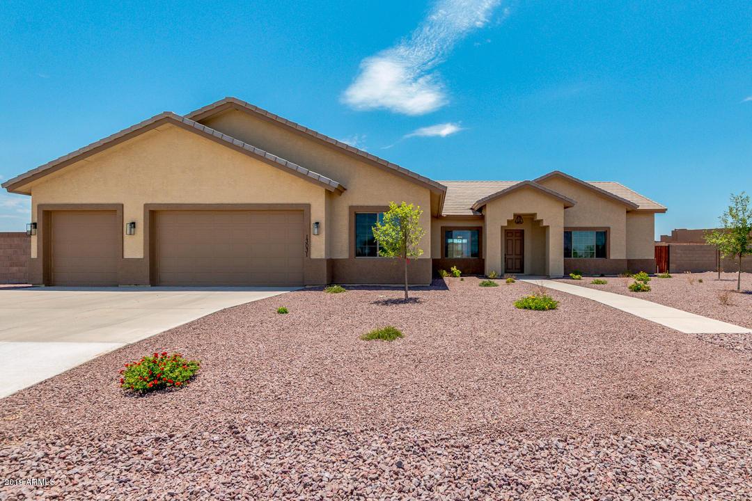 13031 W Stella Ct., Litchfield Park, AZ 85340